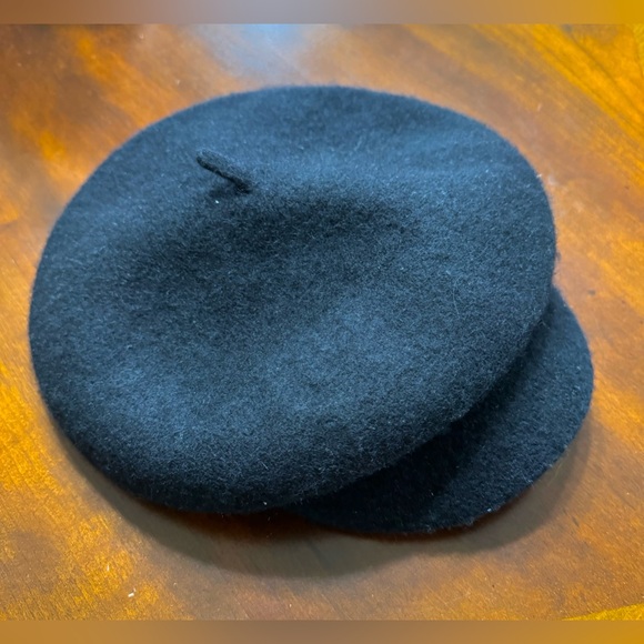 Black Wool 100%  Cap Berets Hats Classic Unisex Adjustable - Picture 5 of 13